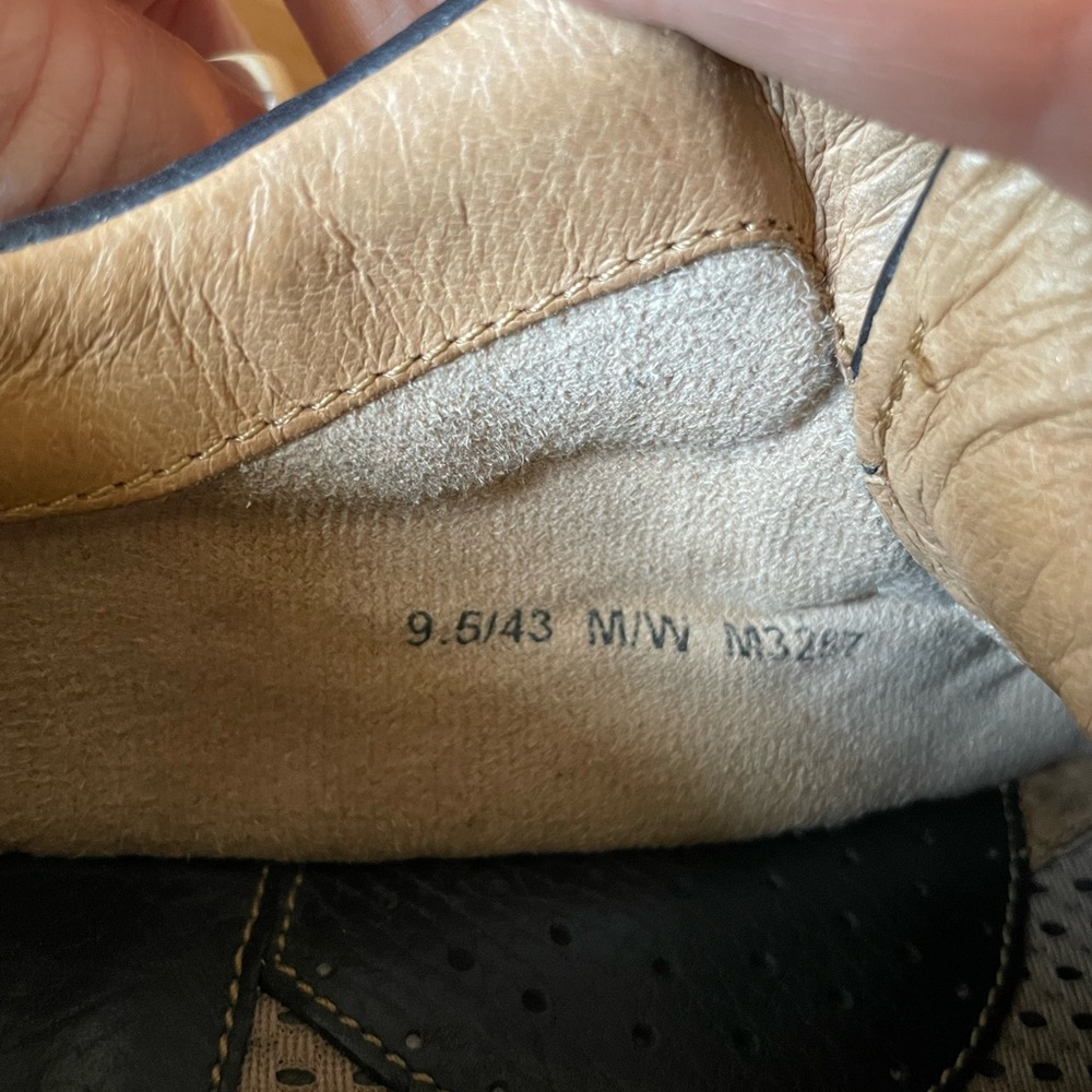 Born Brown Leather Men's Oxfords - Picture 9 of 15